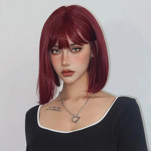 Peruca Visiniu Burgundy, model bob drept cu breton, 36 cm