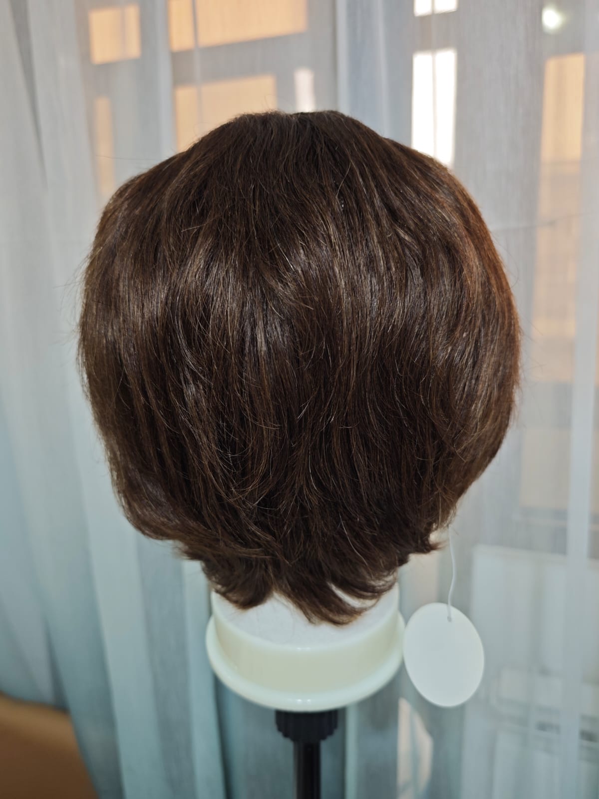 Peruca scurta Maro Ciocolatiu din par natural, model Pixie, 100% Remy