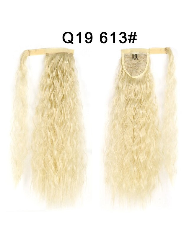 Coada par Blond deschis creata, cu suvita laterala