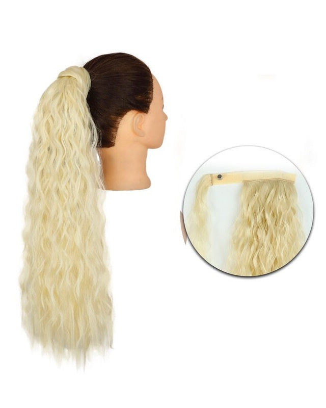 Coada par Blond deschis creata, cu suvita laterala