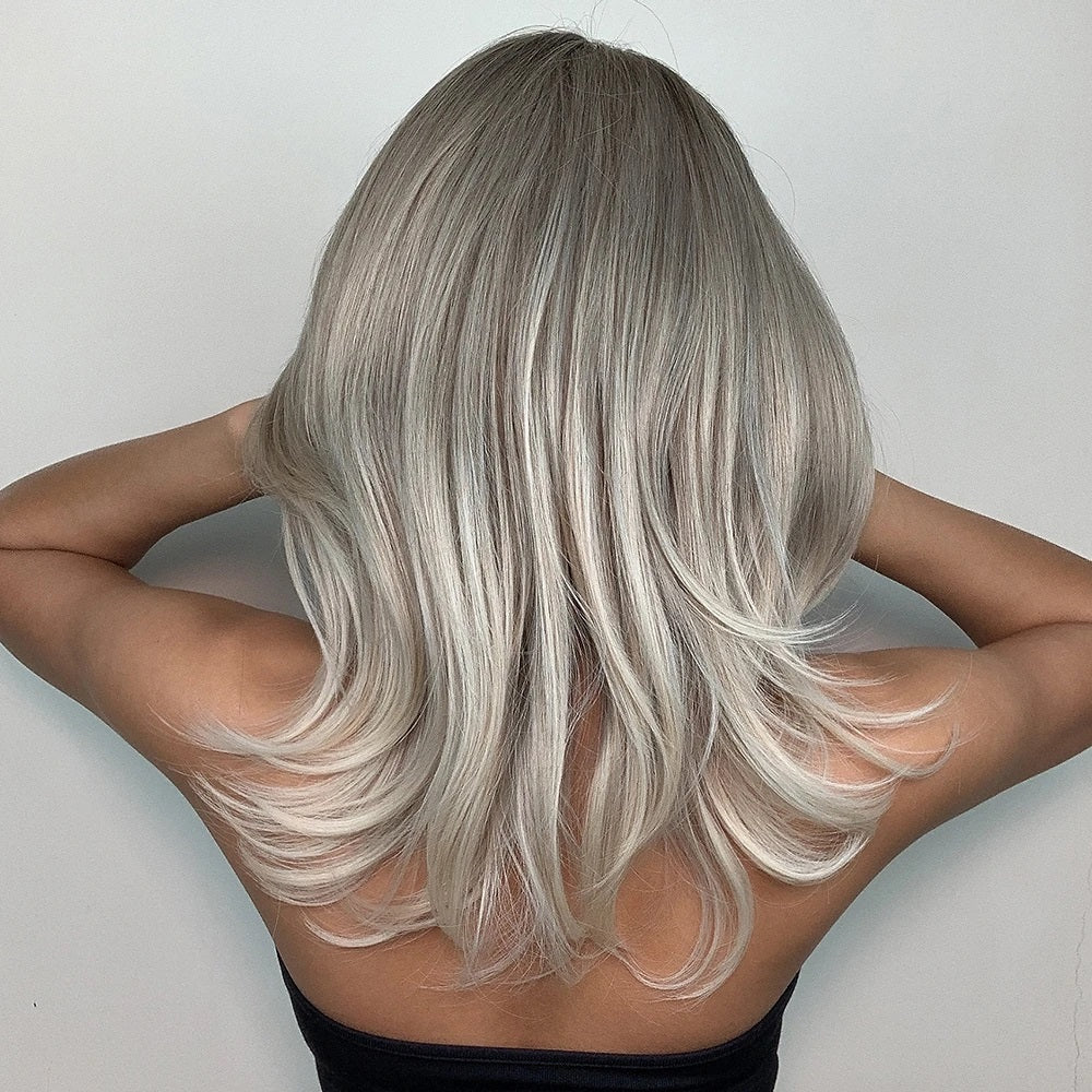 Peruca Blond Gri, par mediu drept, cu semi breton, 40 cm