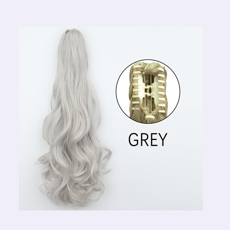 Coada par Gri Silver, ondulata cu cleste