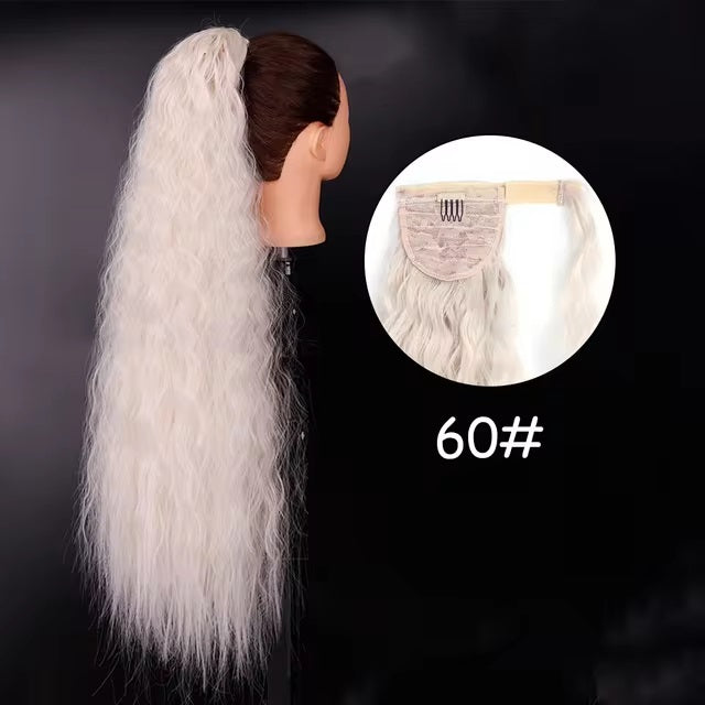 Coada par Blond platinat creata, cu suvita laterala