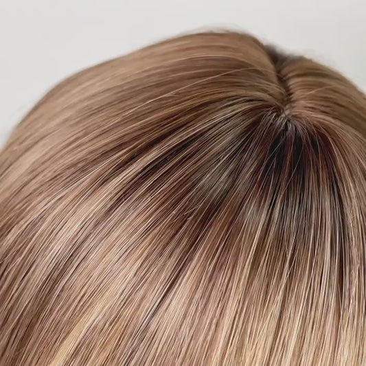 Peruca Blond Nisipiu, par bob drept, cu breton, 30 cm