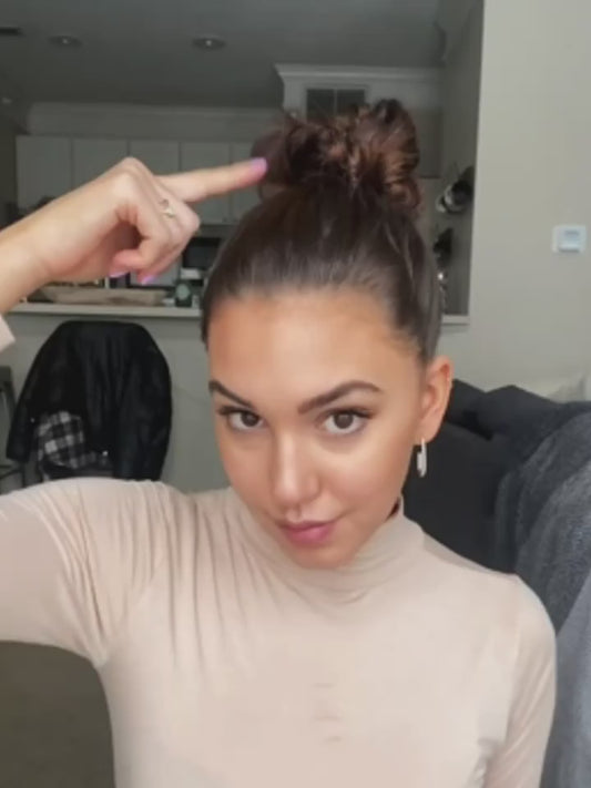 Coada par Ciocolatie dreapta, prindere pe coc