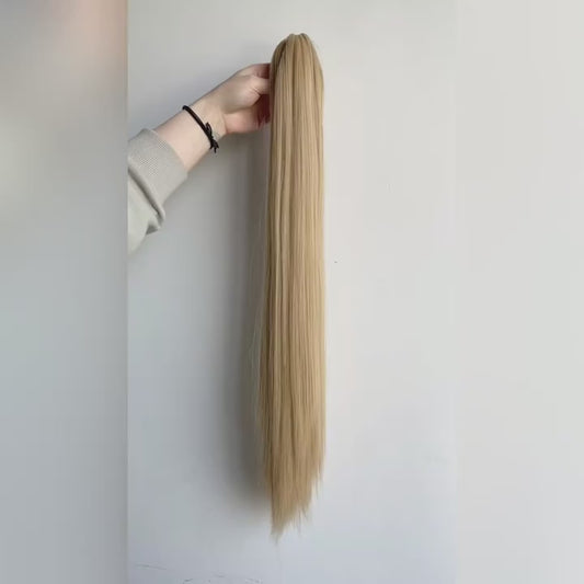 Coada par BLOND NISIPIU, dreapta cu cleste